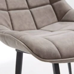 Chaises Capitonnées Kellia (lot De 2) -Red Living 1000216165 200623 13434700051 DETAILS P000000001000216165