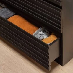 Commode Rayong I -Red Living 1000342112 220401 050 DETAILS P000000001000342112